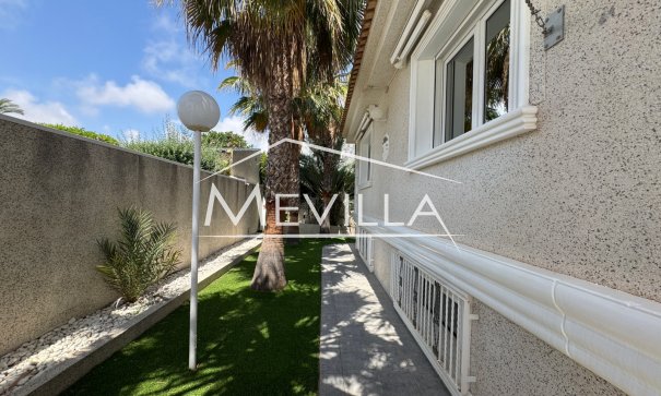 Wederverkoop - Villa - Orihuela