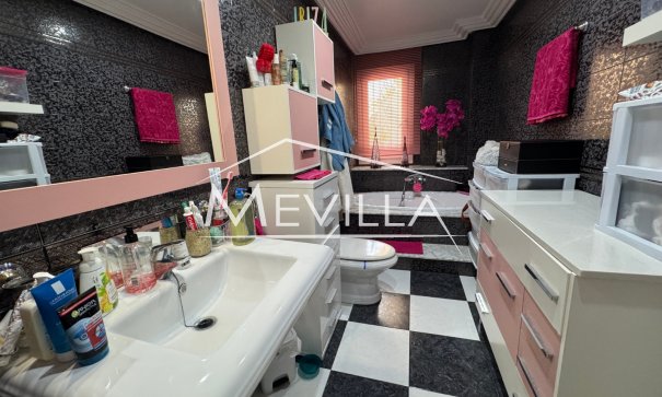 Wederverkoop - Villa - Orihuela