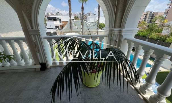 Wederverkoop - Villa - Orihuela