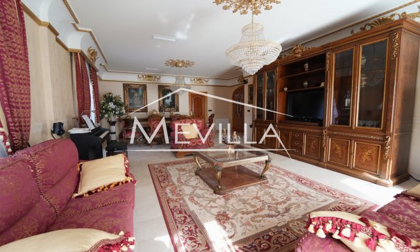 Salg (Resales) - Villa - Orihuela Costa - Campoamor