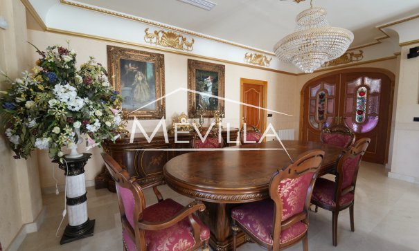 Salg (Resales) - Villa - Orihuela Costa - Campoamor