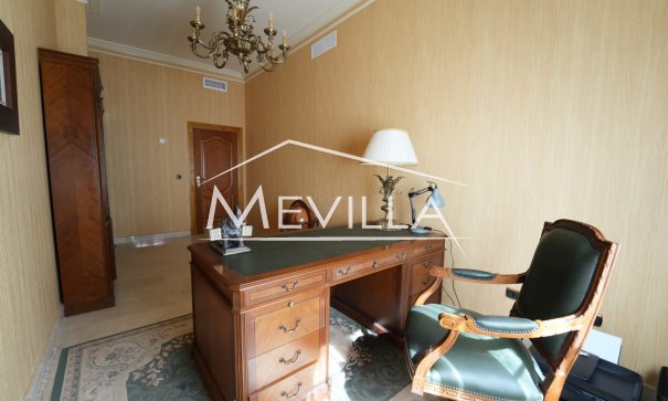 Salg (Resales) - Villa - Orihuela Costa - Campoamor