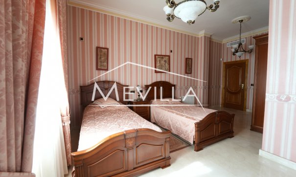 Salg (Resales) - Villa - Orihuela Costa - Campoamor