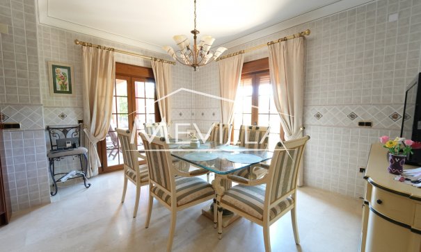 Salg (Resales) - Villa - Orihuela Costa - Campoamor