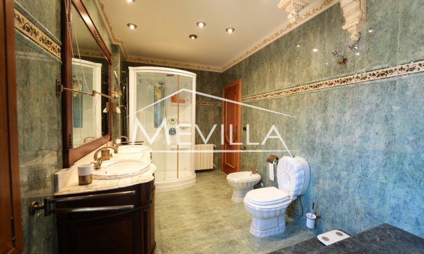 Salg (Resales) - Villa - Orihuela Costa - Campoamor