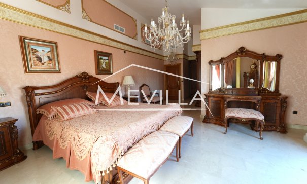Salg (Resales) - Villa - Orihuela Costa - Campoamor