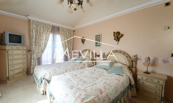 Salg (Resales) - Villa - Orihuela Costa - Campoamor