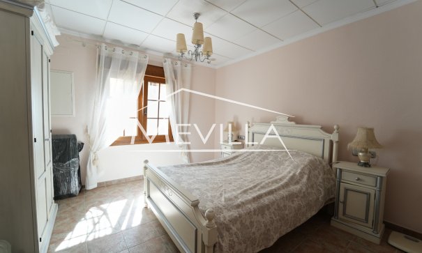 Salg (Resales) - Villa - Orihuela Costa - Campoamor