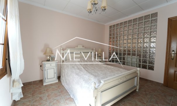 Salg (Resales) - Villa - Orihuela Costa - Campoamor