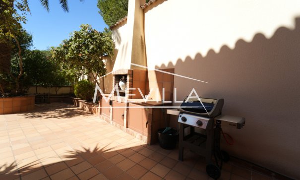 Salg (Resales) - Villa - Orihuela Costa - Campoamor