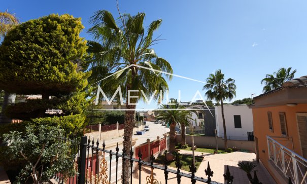 Salg (Resales) - Villa - Orihuela Costa - Campoamor
