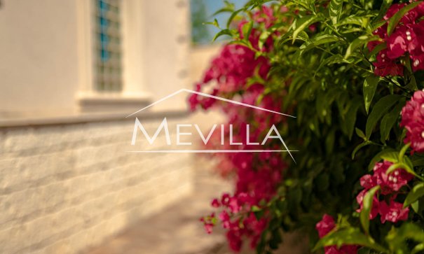 Resales - Villa - Orihuela