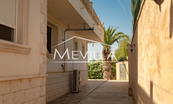 Resales - Villa - Orihuela