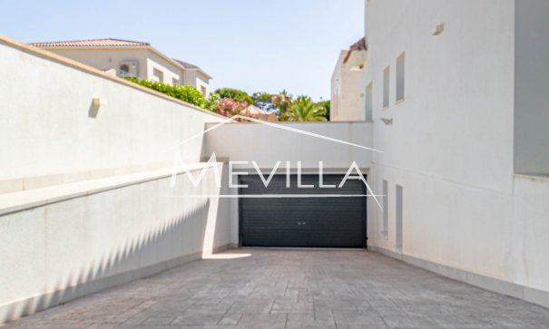 Salg (Resales) - Villa - Orihuela Costa - Cabo Roig