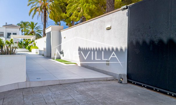 Salg (Resales) - Villa - Orihuela Costa - Cabo Roig