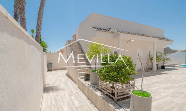 Salg (Resales) - Villa - Guardamar / Ciudad Quesada / La Marina - Ciudad Quesada