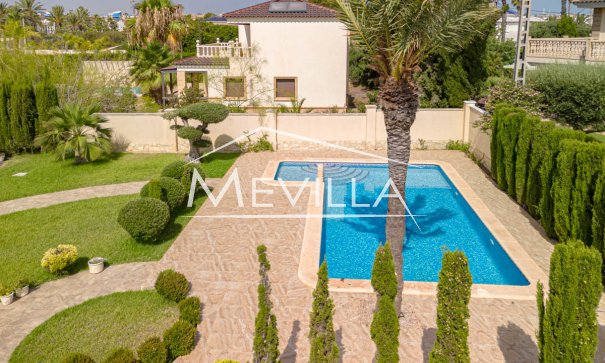 Verkäufe - Villa - Orihuela Costa - Cabo Roig