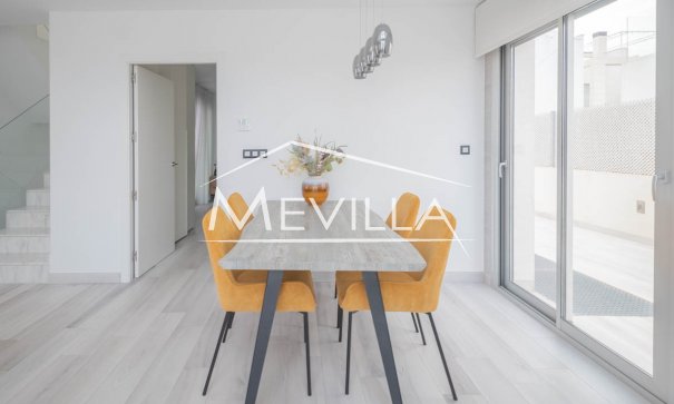 Reventas - Chalet / Villa - Orihuela Costa - Lomas de Cabo Roig
