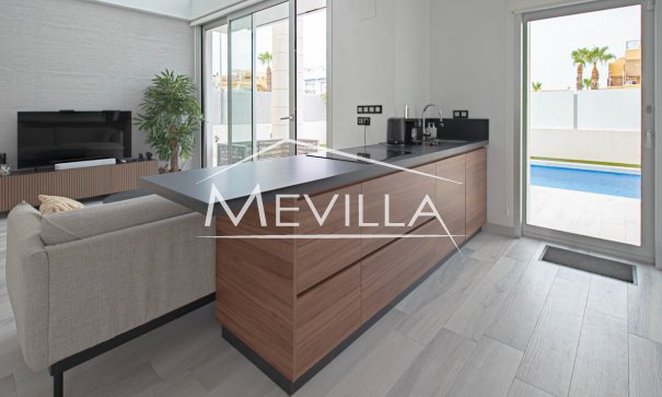 Reventas - Chalet / Villa - Orihuela Costa - Lomas de Cabo Roig