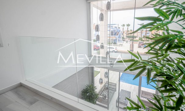 Reventas - Chalet / Villa - Orihuela Costa - Lomas de Cabo Roig