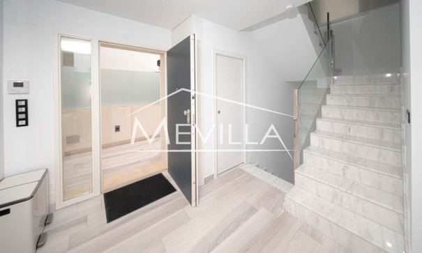 Reventas - Chalet / Villa - Orihuela Costa - Lomas de Cabo Roig