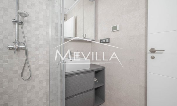 Reventas - Chalet / Villa - Orihuela Costa - Lomas de Cabo Roig
