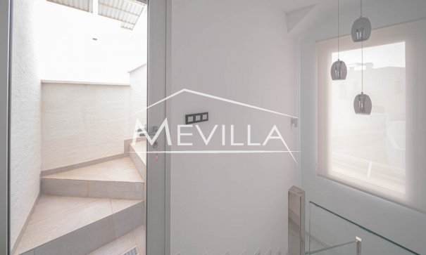 Reventas - Chalet / Villa - Orihuela Costa - Lomas de Cabo Roig