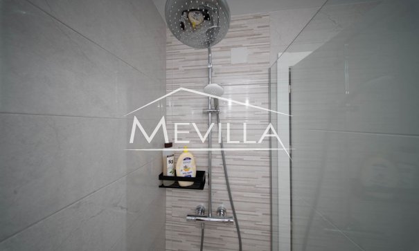 Reventes - Villa - Orihuela Costa - La Zenia
