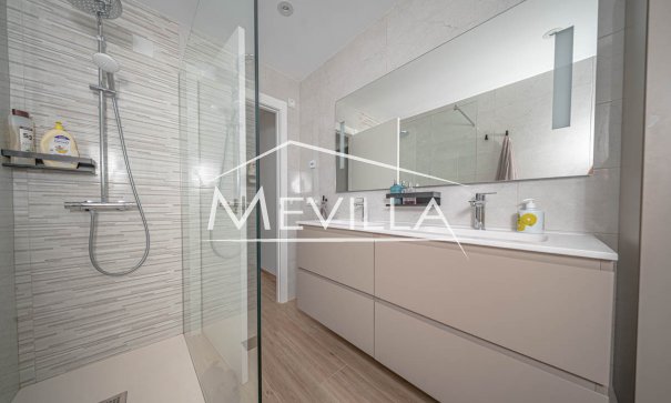 Reventes - Villa - Orihuela Costa - La Zenia