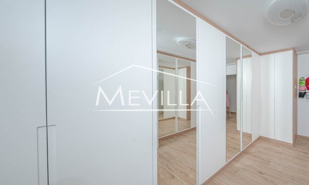 Reventes - Villa - Orihuela Costa - La Zenia