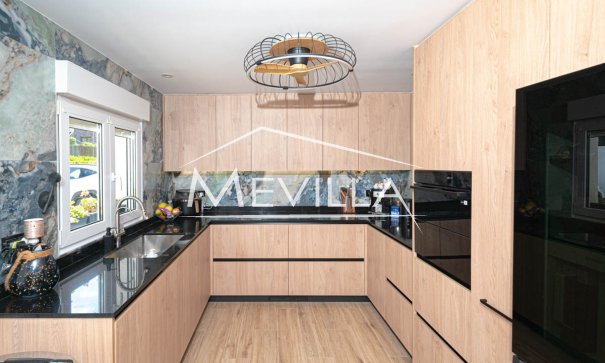 Reventes - Villa - Orihuela Costa - La Zenia