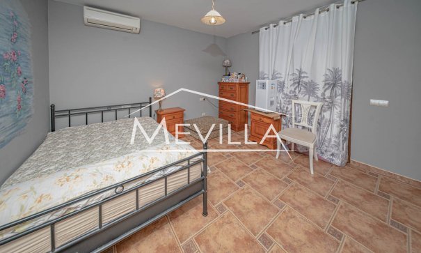 Reventes - Villa - Orihuela Costa - La Zenia