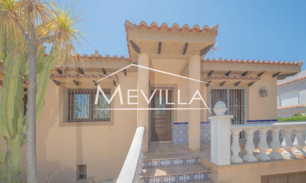 Reventes - Villa - Orihuela Costa - La Zenia