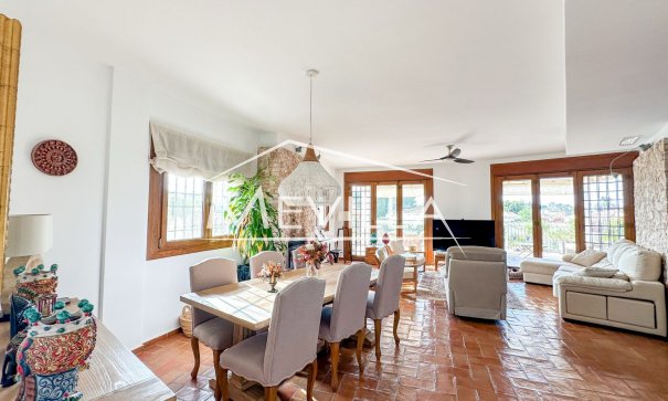 Verkäufe - Villa - Orihuela Costa - Campoamor