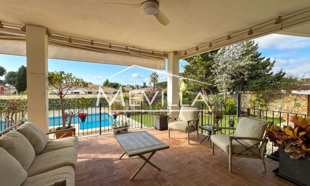 Verkäufe - Villa - Orihuela Costa - Campoamor
