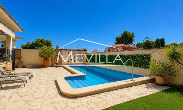 Verkäufe - Villa - Orihuela Costa - Campoamor