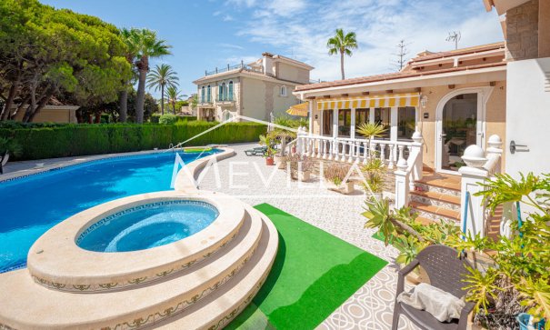Verkäufe - Villa - Orihuela Costa - Cabo Roig