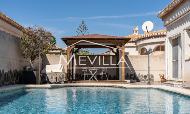 Reventes - Villa - Orihuela Costa - Playa Flamenca