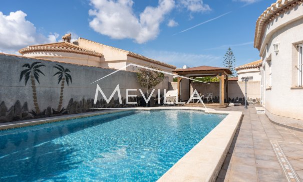 Reventes - Villa - Orihuela Costa - Playa Flamenca