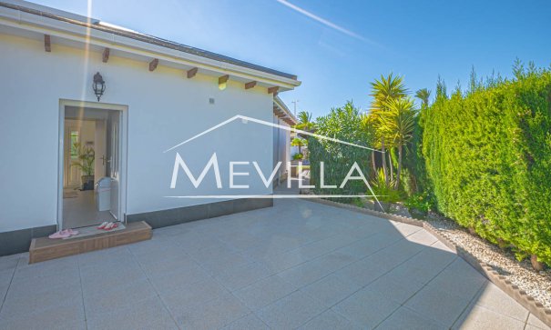 Verkäufe - Villa - Orihuela Costa - Cabo Roig