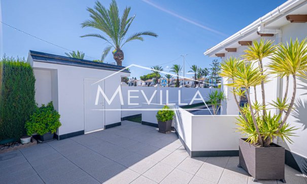 Verkäufe - Villa - Orihuela Costa - Cabo Roig